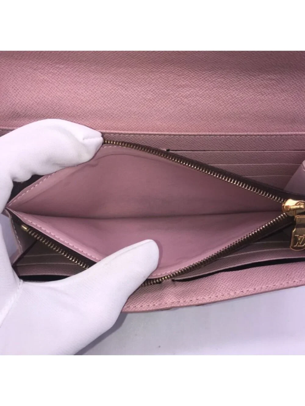 Louis Vuitton Damier Portefeuille Sarah Studded Wallet